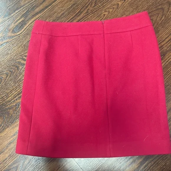 ♡White House, Black market thick red shirt - Picture 4 of 6